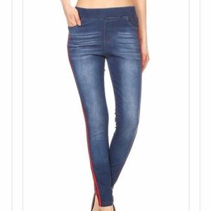 Red stripe denim jegging